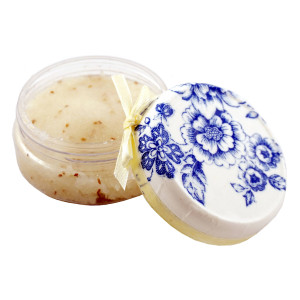Peeling cukrowy Malina z nasionami malin i olejem kokosowym - 100g - E-Fiore