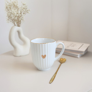 Ryflowany kubek 300 ml - ZŁOTE SERCE