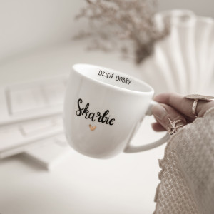Biały Kubek Porcelanowy 300 ml - Napis Dzień Dobry Skarbie ze Złotym Sercem dla Ukochanej Osoby na Rocznicę