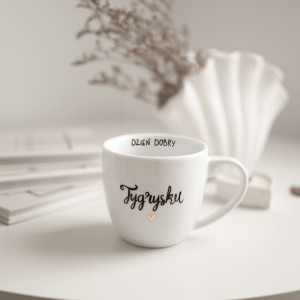 Biały Kubek Porcelanowy 300 ml - Napis Dzień Dobry Tygrysku ze Złotym Sercem dla Partnera na Rocznicę