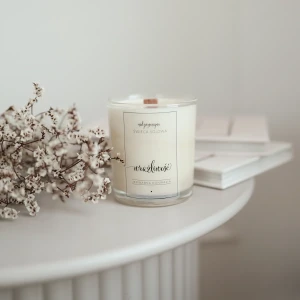 Świeca sojowa w szklance 180 ml - Wrażliwość JEDWABNA KONWALIA