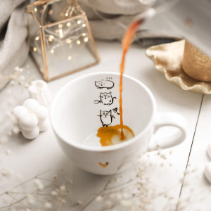 Biały Kubek Porcelanowy 500 ml - Grafika Trzech Małych Kotków dla Miłośnika Kotów na Urodziny