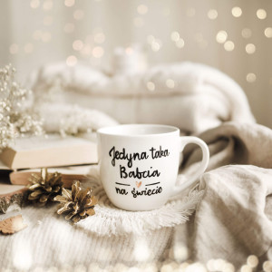Biały kubek porcelanowy 300 ml - napis jedyna taka babcia na świecie ze złotym sercem dla babci na dzień babci