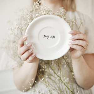 Biały Spodek Porcelanowy do Kubka 300 ml lub 500 ml - Klasyczny Talerzyk dla Miłośników Kawy i Herbaty na Parapetówkę