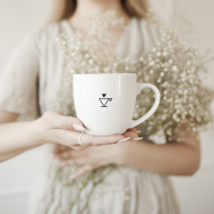 Biały kubek porcelanowy z personalizacją 300 ml - czarne logo lub grafika na każdą okazję