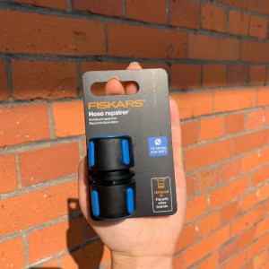 Fiskars Reparator łącznik węży 13-15mm 1/2-5/8"