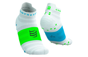 Skarpety Compressport Pro Racing Socks V4.0 Ultralight Run Low (White / Norse Blue / Neon Green) biało-niebiesko-zielone