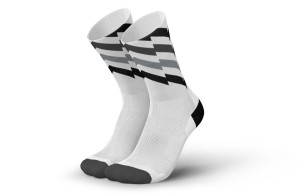 Skarpety Incylence Ultralight Waves White (high cut) biało-czarne