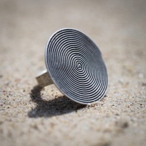 Srebrny pierścionek z Dużym Spiralnym Dyskiem