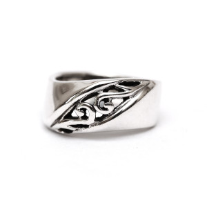 Srebrny pierścionek z Kwiatowym Motywem