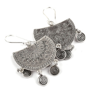 Orientalne kolczyki wiszące wachlarze z dyndadełkami