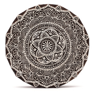 Dekoracyjna mandala drewniana z haczykiem