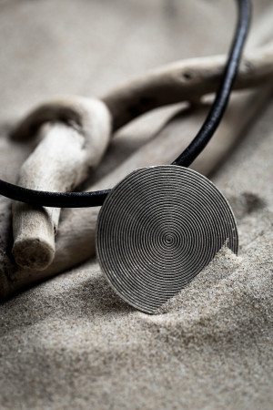 Naszyjnik z Dużym Spiralnym Dyskiem