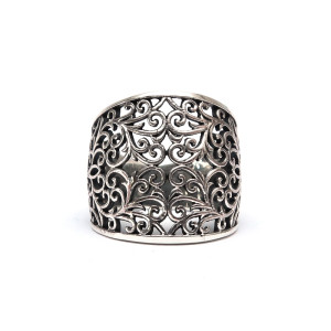 Szeroki pierścionek srebrny orientalnie zdobiony