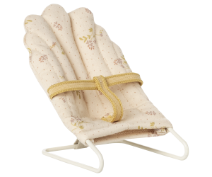 Maileg - Leżaczek Babysitter - off white
