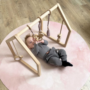 Drewniany stojak edukacyjny Baby Gym Rusty Pink