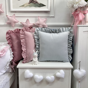 Aksamitna poduszka z Falbanką - różne kolory