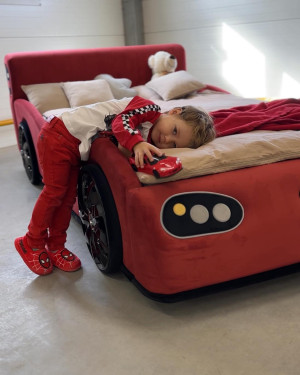 Tapicerowane łóżko dla dzieci Auto