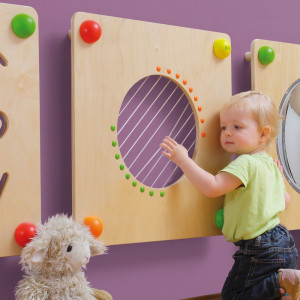 Drewniana plansza edukacyjna dźwięki gitary Baby Path Erzi