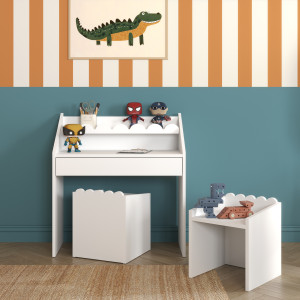 Zestaw dziecięcy Montessori – biurko z 2 krzesełkami Snow | Book Nook