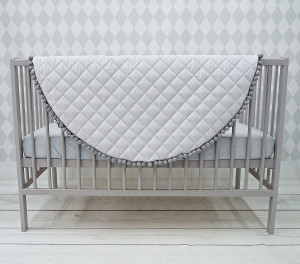 Szara mata z szarymi pomponami