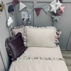 Komplet pościeli z wypełnieniem Beżowa z Koronką