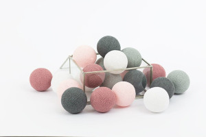 Lampki dla dzieci kule Cotton Balls Dusty Pink - różne rozmiary