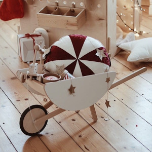 Poduszka patchworkowa "świąteczny cukierek"