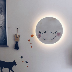Drewniana lampka nocna dla dzieci Mały Księżyc