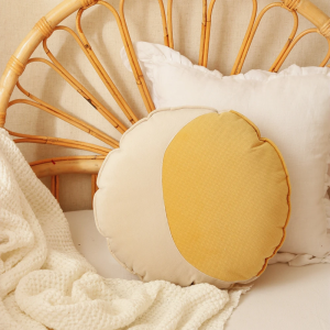 Poduszka księżyc "Marina Boulevard walk”