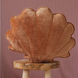 Poduszka muszla soft welwet "karmel"