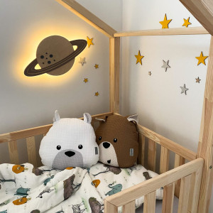 Drewniakowa – Lampka nocna „Saturn” – drewniana dekoracja ścienna dla dzieci