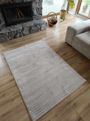 Dywan nowoczesny pluszowy, kolor beż 80x150cm z krótkim mięciutkim włosiem.