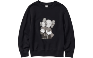 Kaws x Uniqlo Longsleeve Sweatshirt Black