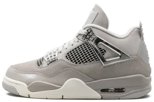 Air Jordan 4 Retro Frozen Moments (W)