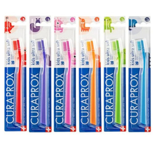 Curaprox Kids Οδοντόβουρτσα (Τυχαία επιλογή χρώματος)