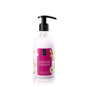 Lavish Care Twilight Twilight Ενυδατική Lotion Σώματος με Aloe Vera & Άρωμα Πούδρα για Πολύ Ξηρές Επιδερμίδες 300ml