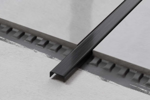 Profil metalowy Lambro C-20-2700-BLACK-BR