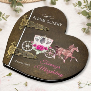 Album na zdjęcia drewniany serce z nadrukiem - Srebrna Karoca