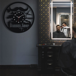 Zegar ścienny czarny do salonu barberskiego - wzór BR05