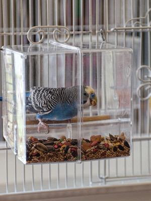 Karmnik mniej bałaganu dla małych i średnich papug rozm. M