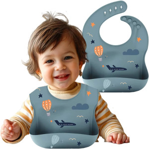 Śliniak silikonowy śliniaczek regulowany z kieszonką dziecięcy na guziki BLW niebo