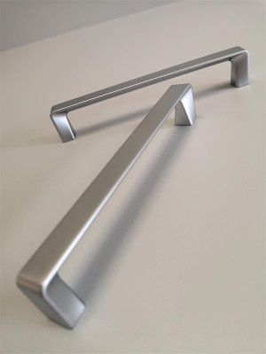 Uchwyt UU52 160 mm chrom mat