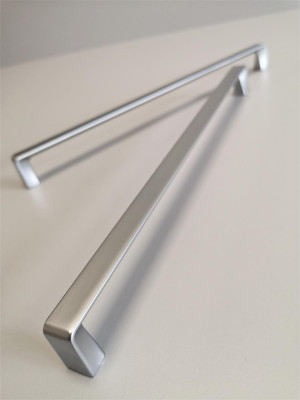 Uchwyt UU52 320 mm chrom mat