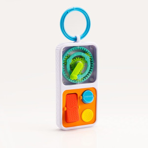 Playtab go - zawieszka z sensorycznymi kwadratami - fat brain toys