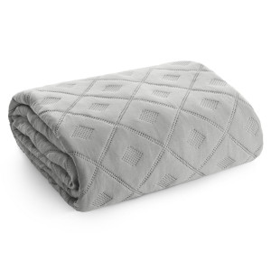 Narzuta dekoracyjna 220x240 Srebrna welwetowa geometryczne pikowanie