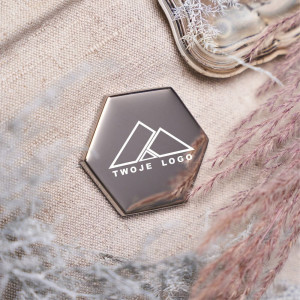 Magnes szklany z twoim Logo - hexagon 2