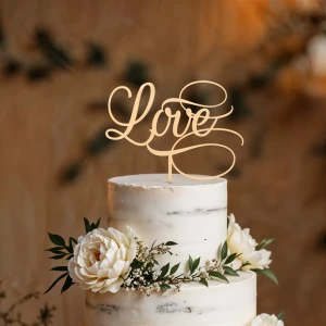 Drewniany topper na Tort - love