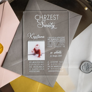Zaproszenia na chrzest ze zdjęciem dziecka na pleksie transparentnej- WZÓR 3