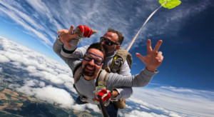 Cap Adrénaline Saut en parachute à Tours-Sorigny